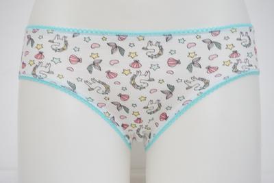 Girl's Combed Cotton Elastine with Allover Water print Briefs
